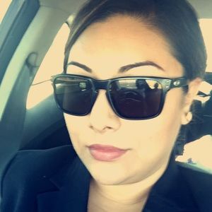 Meet your Posher, Gaby